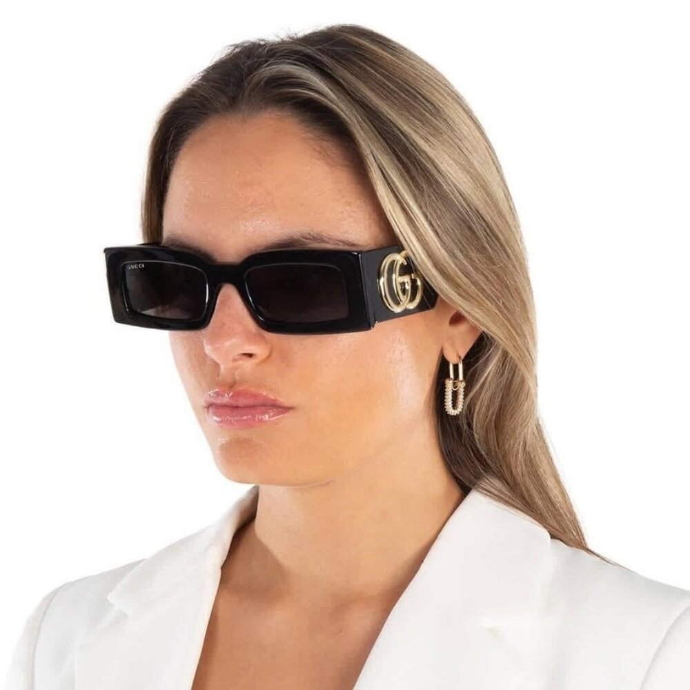 New Authentic Gucci Grey Rectangular Sunglasses G… - image 2